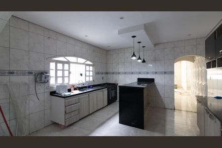 Casa para alugar com 160m², 3 quartos e 2 vagas Casa para alugar com 160m², 3 quartos e 2 vagasCozinha