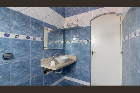 Casa para alugar com 160m², 3 quartos e 2 vagas Casa para alugar com 160m², 3 quartos e 2 vagasBanheiro 2