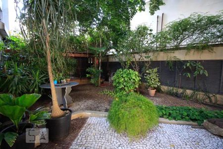 Apartamento à venda com 40m², 1 quarto e 1 vaga Apartamento à venda com 40m², 1 quarto e 1 vagaÁrea Comum