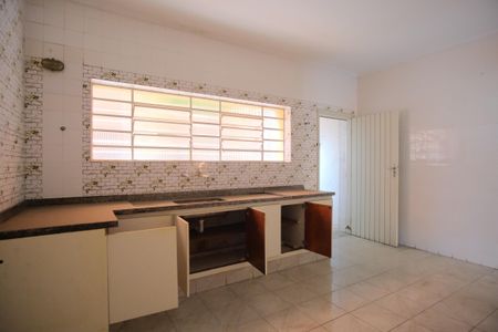 Casa à venda com 157m², 3 quartos e 2 vagasCozinha