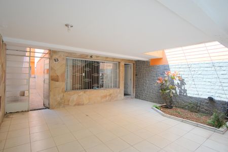 Casa à venda com 157m², 3 quartos e 2 vagasGaragem