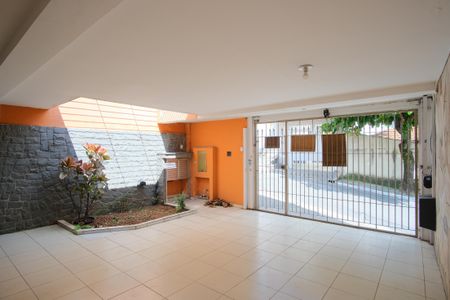 Casa à venda com 157m², 3 quartos e 2 vagasGaragem