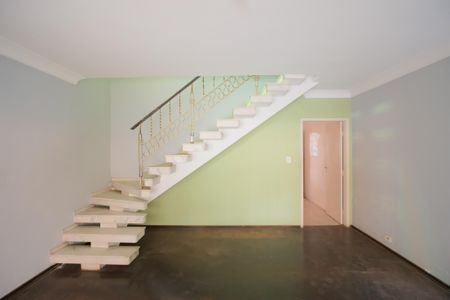 Casa à venda com 157m², 3 quartos e 2 vagasSala