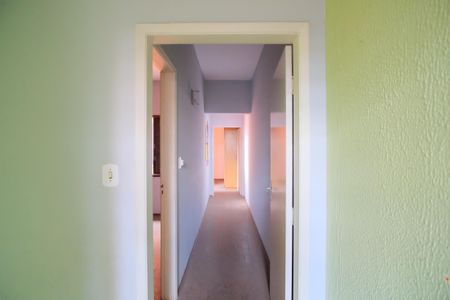 Casa à venda com 157m², 3 quartos e 2 vagasCorredor