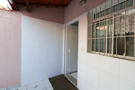 Casa à venda com 137m², 3 quartos e 2 vagasÁrea de Serviço