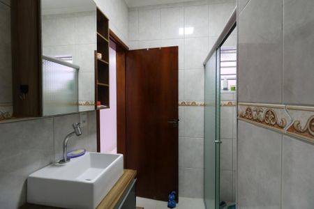 Casa à venda com 137m², 3 quartos e 2 vagasBanheiro Social