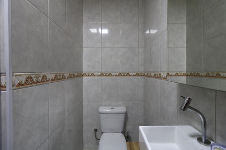 Casa à venda com 137m², 3 quartos e 2 vagasBanheiro Social