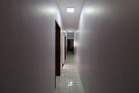 Casa à venda com 137m², 3 quartos e 2 vagasCorredor piso superior