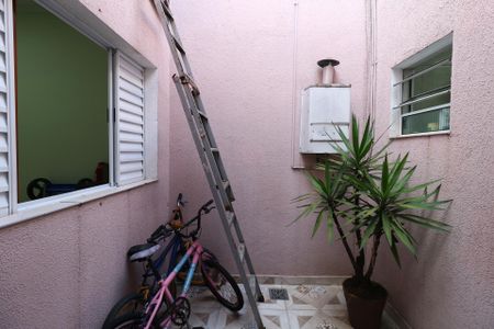 Casa à venda com 137m², 3 quartos e 2 vagasJardim de Inverno