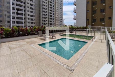 Apartamento para alugar com 32m², 1 quarto e sem vaga Apartamento para alugar com 32m², 1 quarto e sem vagaPiscina