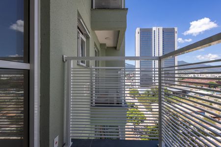 Apartamento para alugar com 32m², 1 quarto e sem vaga Apartamento para alugar com 32m², 1 quarto e sem vagaVaranda