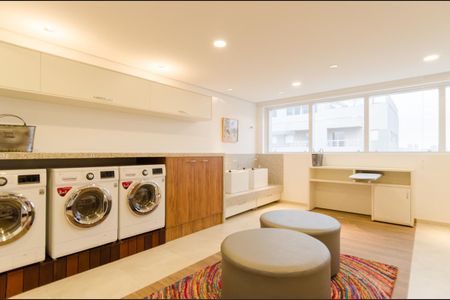 Studio para alugar com 40m², 1 quarto e 1 vaga Studio para alugar com 40m², 1 quarto e 1 vagaLavanderia