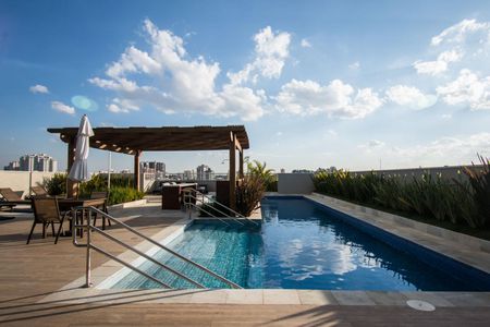 Studio para alugar com 40m², 1 quarto e 1 vaga Studio para alugar com 40m², 1 quarto e 1 vagaÁrea comum - Piscina