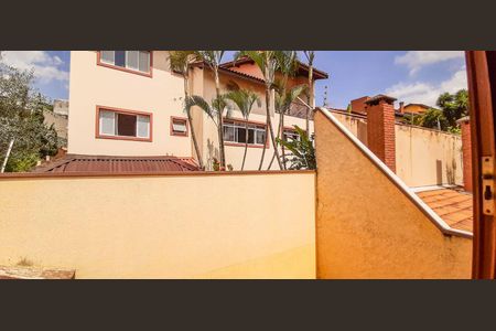 Casa à venda com 436m², 5 quartos e 4 vagas Casa à venda com 436m², 5 quartos e 4 vagasVista da Suíte 1