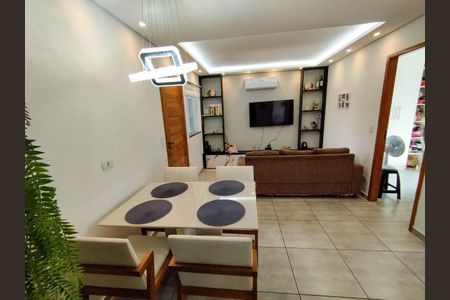 Casa para alugar com 55m², 2 quartos e sem vagaSala