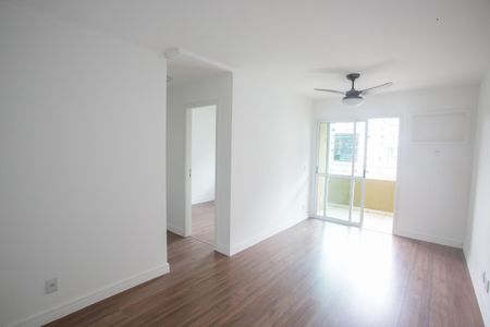 Apartamento para alugar com 62m², 2 quartos e 1 vagaSala