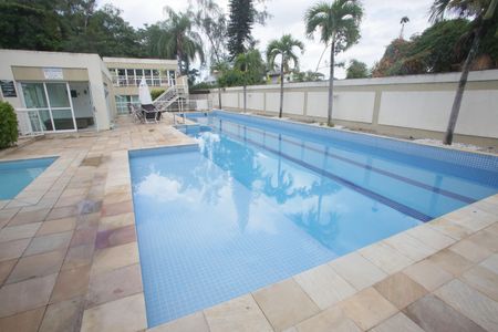 Apartamento para alugar com 62m², 2 quartos e 1 vagaÁrea comum - Piscina