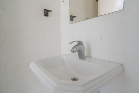 Casa à venda com 175m², 3 quartos e 2 vagasBanheiro do Quarto 4