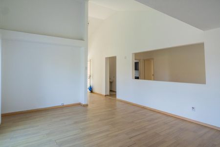 Casa à venda com 175m², 3 quartos e 2 vagasSala