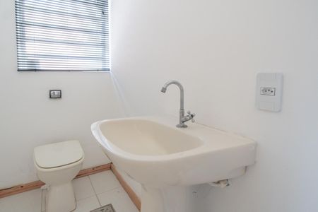 Casa à venda com 175m², 3 quartos e 2 vagasLavabo