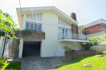 Casa à venda com 175m², 3 quartos e 2 vagasFachada