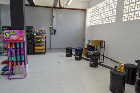 Apartamento à venda com 65m², 3 quartos e 1 vagaMini Mercado