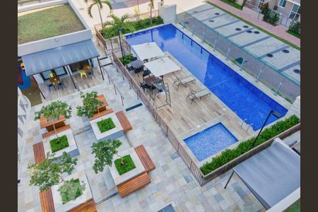 Apartamento à venda com 65m², 3 quartos e 1 vagaÁrea comum - Piscina
