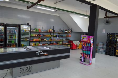 Apartamento à venda com 65m², 3 quartos e 1 vagaMini Mercado