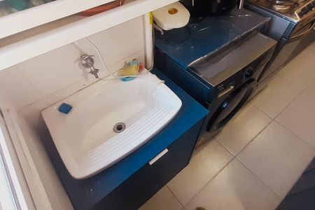 Apartamento à venda com 65m², 3 quartos e 1 vagaÁrea de Serviço