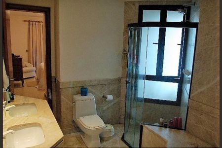 Apartamento à venda com 230m², 4 quartos e 3 vagas