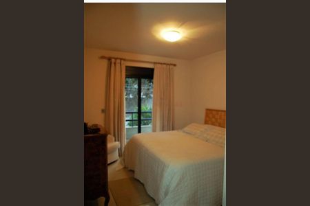 Apartamento à venda com 230m², 4 quartos e 3 vagas