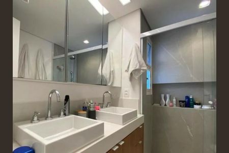 Apartamento à venda com 220m², 4 quartos e 3 vagas