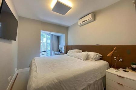 Apartamento à venda com 220m², 4 quartos e 3 vagas