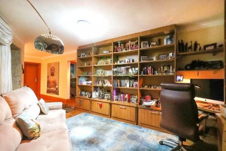 Casa à venda com 780m², 4 quartos e 3 vagas