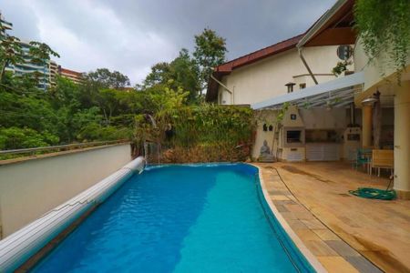 Casa à venda com 780m², 4 quartos e 3 vagas