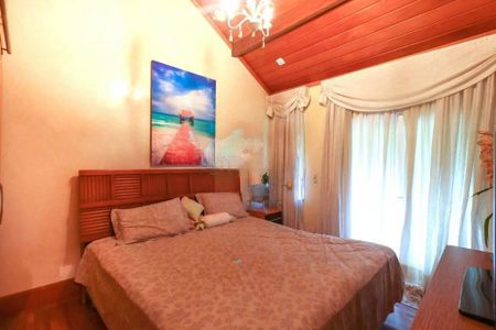 Casa à venda com 780m², 4 quartos e 3 vagas