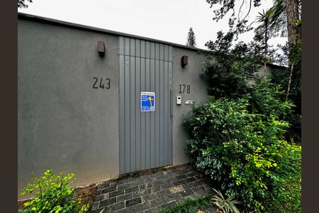 Casa à venda com 490m², 4 quartos e 7 vagasPlaca