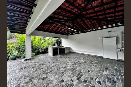 Casa à venda com 490m², 4 quartos e 7 vagasGaragem