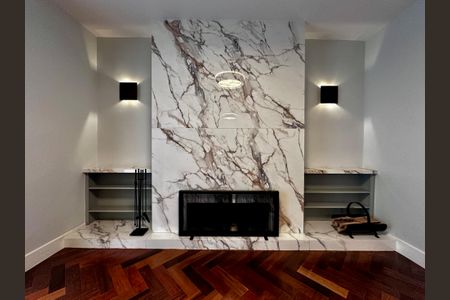 Casa à venda com 490m², 4 quartos e 7 vagasSala