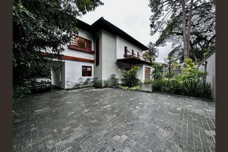 Casa à venda com 490m², 4 quartos e 7 vagasGaragem