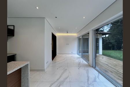 Casa à venda com 490m², 4 quartos e 7 vagasTerraço Gourmet