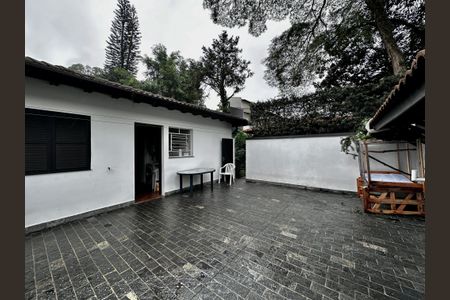 Casa à venda com 490m², 4 quartos e 7 vagasQuintal