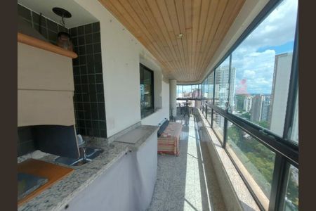 Apartamento à venda com 164m², 4 quartos e 3 vagas