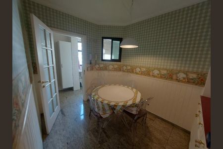 Apartamento à venda com 164m², 4 quartos e 3 vagas