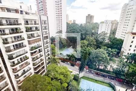Apartamento à venda com 309m², 5 quartos e 4 vagas Apartamento à venda com 309m², 5 quartos e 4 vagasVista da Varanda