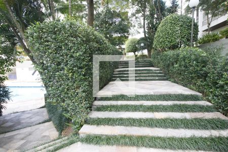 Apartamento à venda com 309m², 5 quartos e 4 vagasEntrada