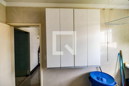 Apartamento à venda com 309m², 5 quartos e 4 vagas Apartamento à venda com 309m², 5 quartos e 4 vagasÁrea de Serviço