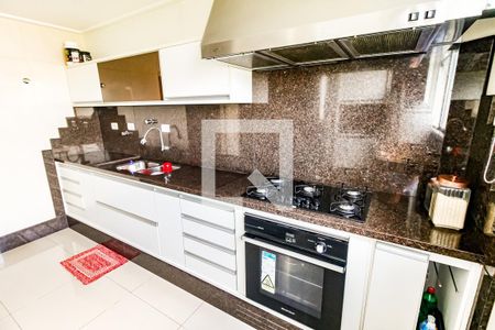 Apartamento à venda com 309m², 5 quartos e 4 vagas Apartamento à venda com 309m², 5 quartos e 4 vagasCozinha