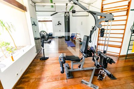 Apartamento à venda com 309m², 5 quartos e 4 vagas Apartamento à venda com 309m², 5 quartos e 4 vagasÁrea comum - Academia