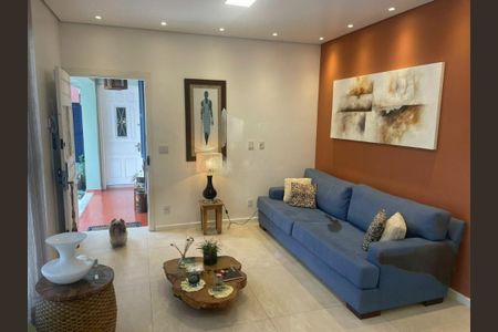 Casa à venda com 175m², 3 quartos e 4 vagas